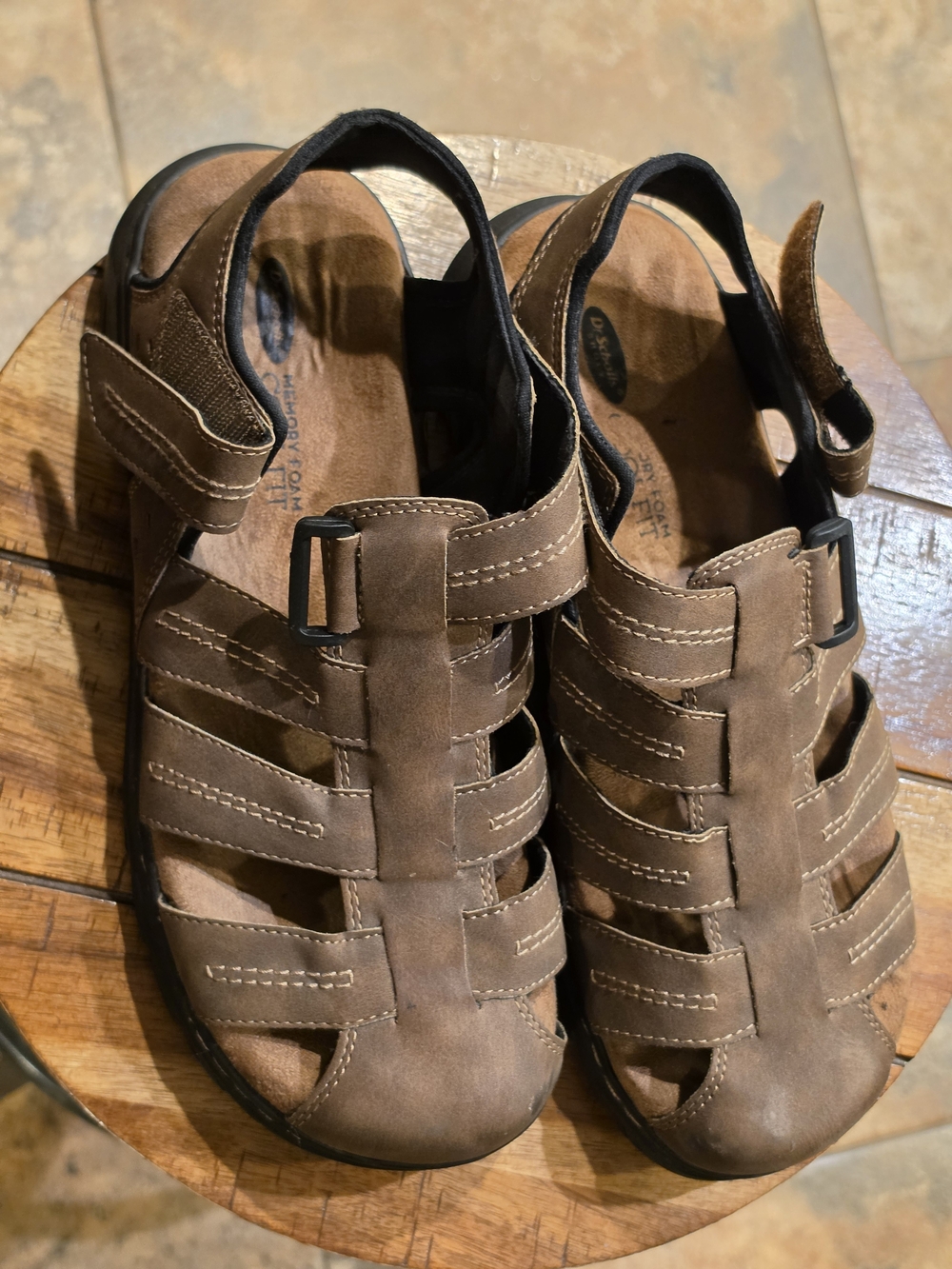 Dr. Scholl's Men's Brown Leather Fisherman Sandals